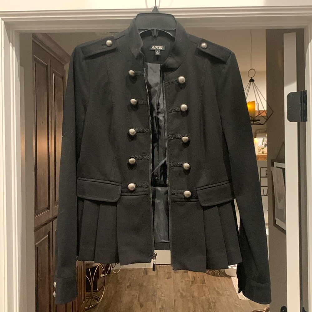 Apt 9 Light Over Jacket